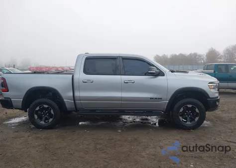 2020 Ram 1500 Rebel 4X4 5'7 Box z USA, uszkodzony, nr VIN 1C6SRFLT3LN358814